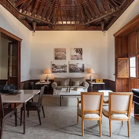 Isla Baja Отель 4*