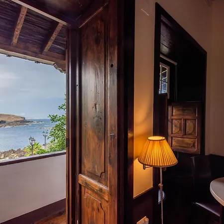 Отель Isla Baja Гарачико