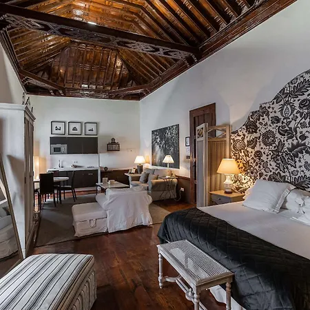 Isla Baja Hotel