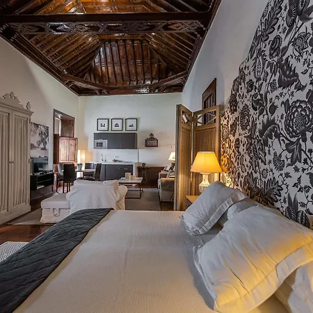 Isla Baja Hotel