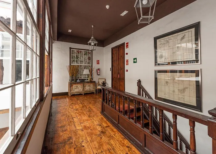 伊斯拉巴哈套房酒店 4*